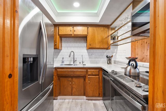 5101 Dunsmuir Road 13, Bakersfield, CA 93309