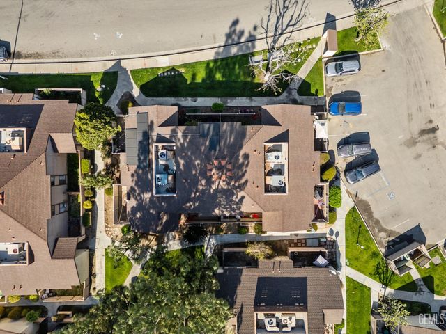 5101 Dunsmuir Road 13, Bakersfield, CA 93309