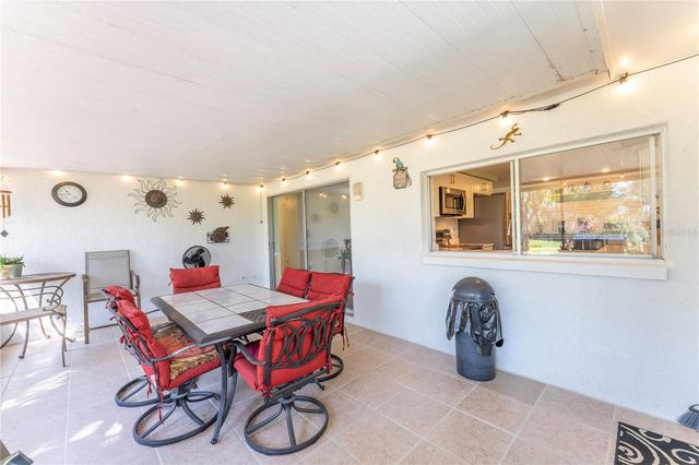 8210 VALLEY STREAM LANE, Hudson, FL 34667