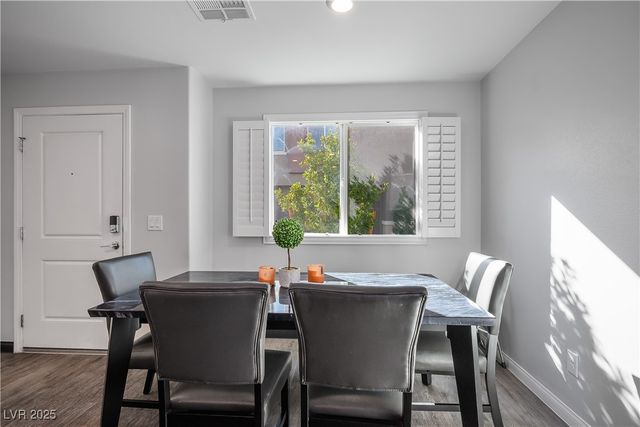 12236 Glass Desert Road 2, Las Vegas, NV 89183