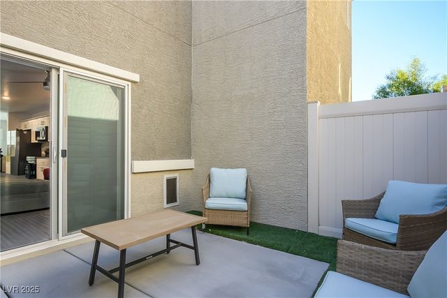 12236 Glass Desert Road 2, Las Vegas, NV 89183