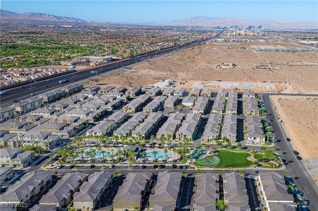 12236 Glass Desert Road 2, Las Vegas, NV 89183