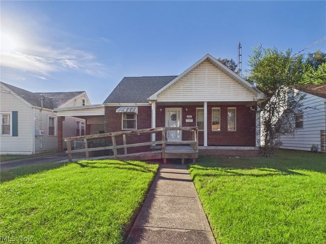 3007 10th Avenue, Vienna, WV 26105