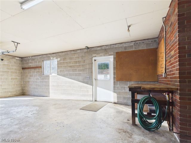 3007 10th Avenue, Vienna, WV 26105