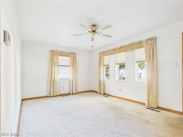 3007 10th Avenue, Vienna, WV 26105