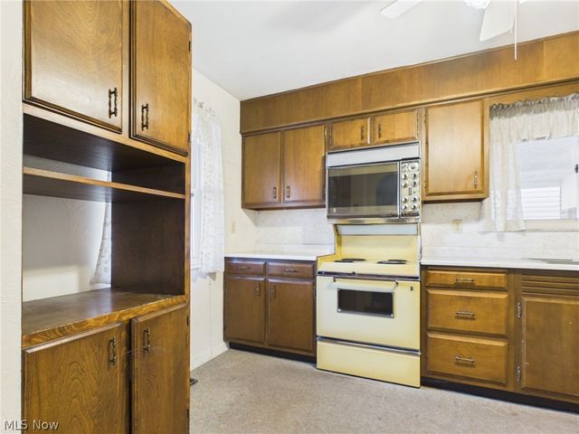 3007 10th Avenue, Vienna, WV 26105