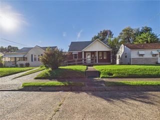 3007 10th Avenue, Vienna, WV 26105