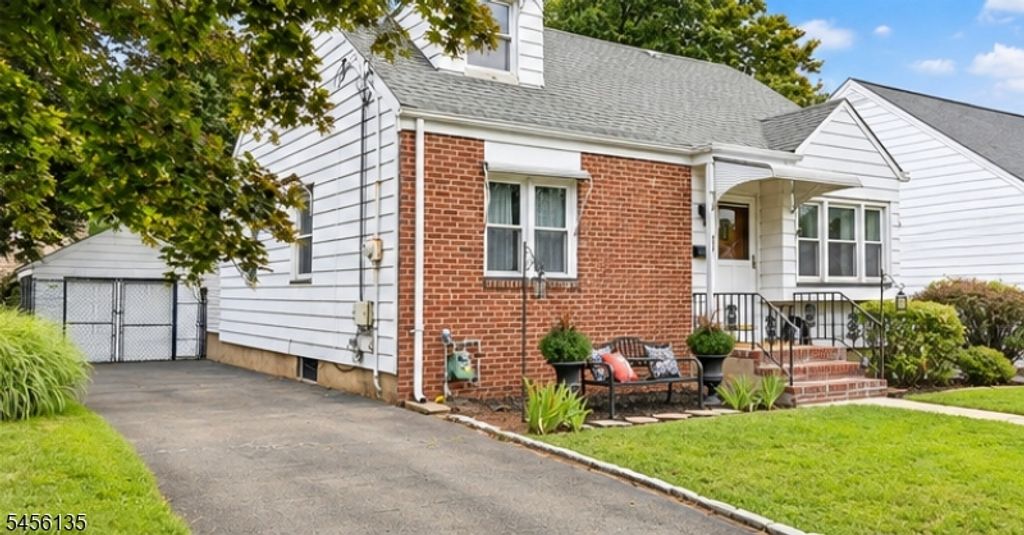 827 Pine St, Roselle Park Boro, NJ 07204 — photo 3