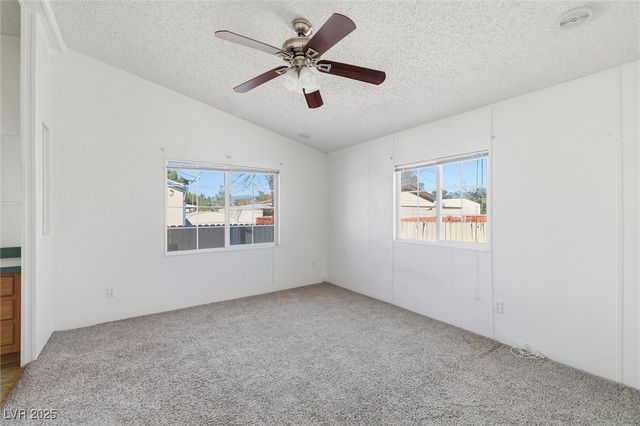 280 West Ferndell Street, Pahrump, NV 89048