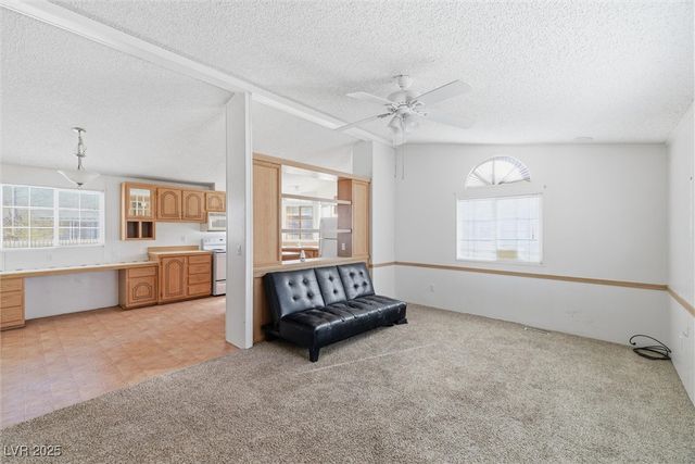 280 West Ferndell Street, Pahrump, NV 89048