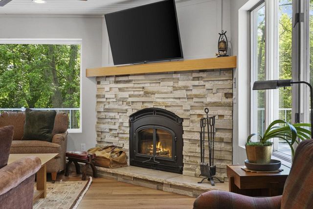 810 Rosemary Lane, Baraboo, WI 53913