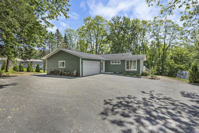 810 Rosemary Lane, Baraboo, WI 53913
