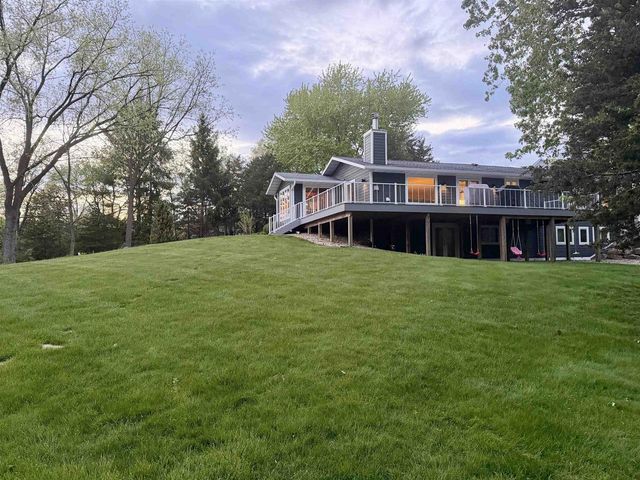 810 Rosemary Lane, Baraboo, WI 53913