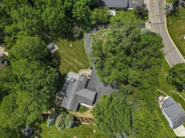 810 Rosemary Lane, Baraboo, WI 53913