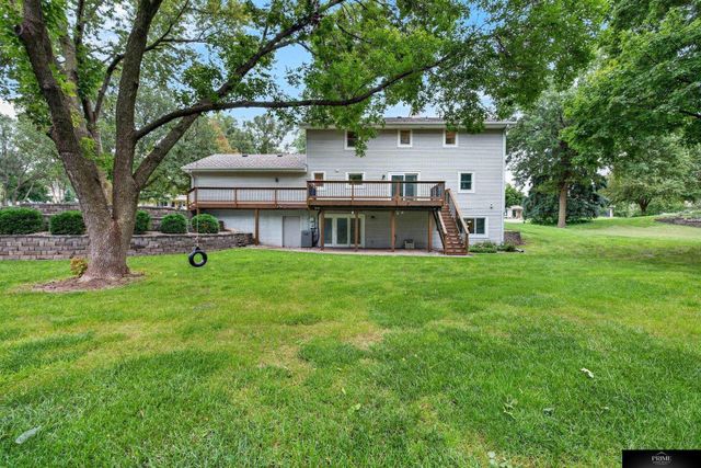 20925 Roundup Road, Elkhorn, NE 68022
