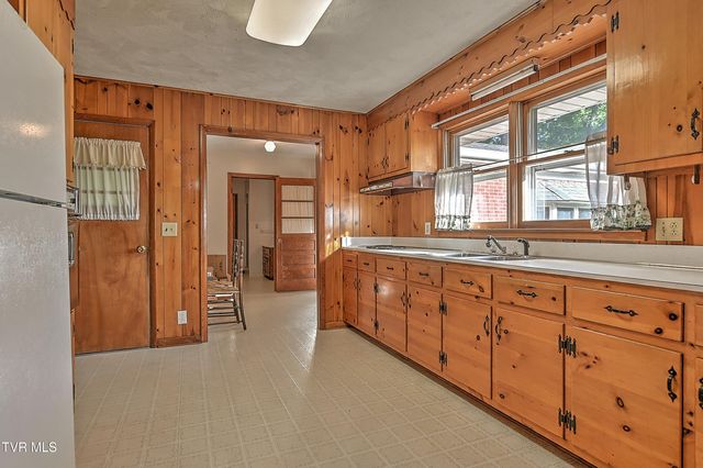 3060 Shipley Street, Kingsport, TN 37664