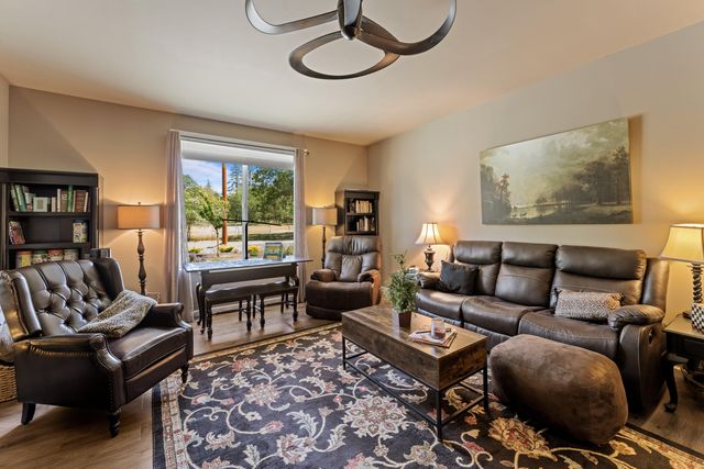 3151 Camp Joy Road, Grants Pass, OR 97526