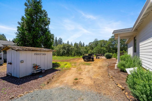 3151 Camp Joy Road, Grants Pass, OR 97526