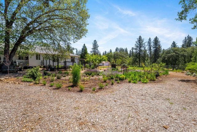 3151 Camp Joy Road, Grants Pass, OR 97526