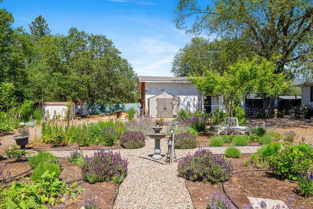 3151 Camp Joy Road, Grants Pass, OR 97526