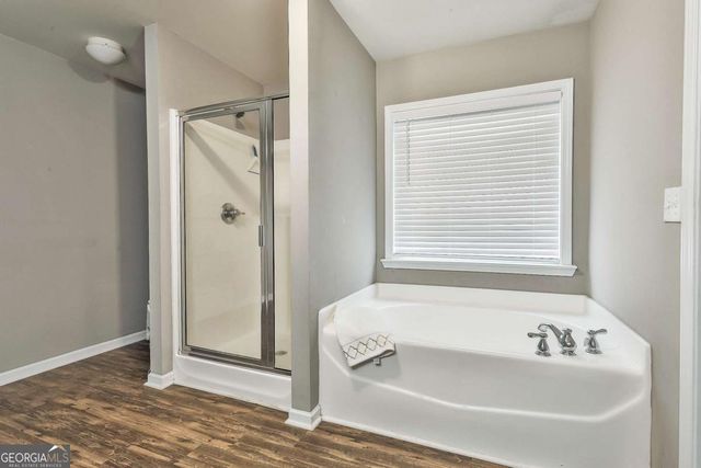 77 Lakeshore Parkway, Newnan, GA 30263