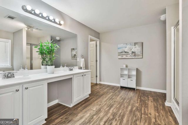 77 Lakeshore Parkway, Newnan, GA 30263