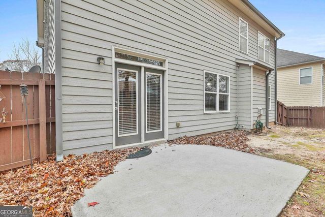 77 Lakeshore Parkway, Newnan, GA 30263