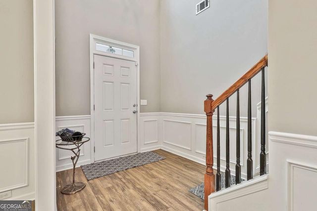 77 Lakeshore Parkway, Newnan, GA 30263