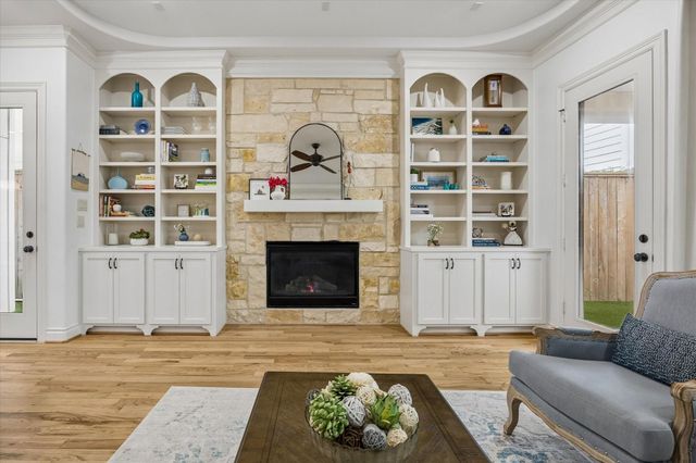 708 Asbury Street, Houston, TX 77007