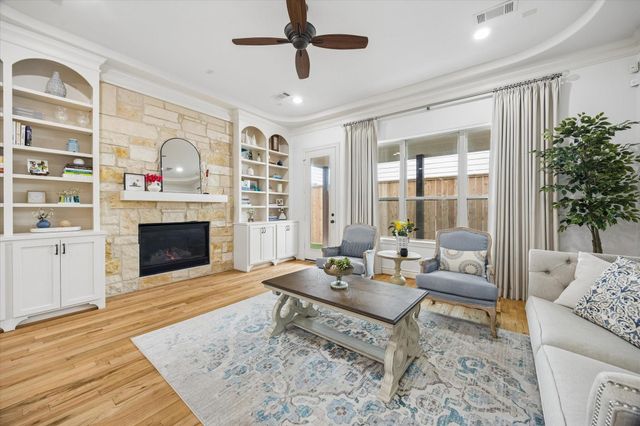 708 Asbury Street, Houston, TX 77007