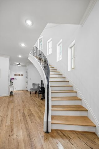 708 Asbury Street, Houston, TX 77007