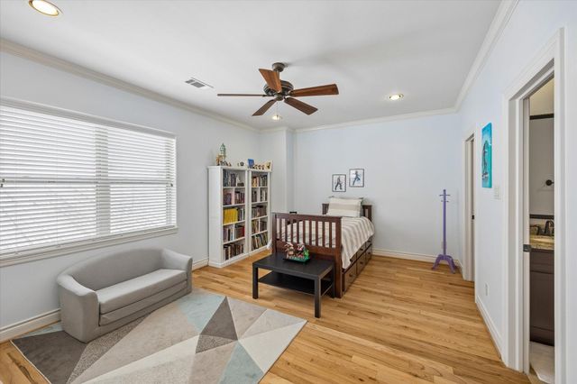 708 Asbury Street, Houston, TX 77007