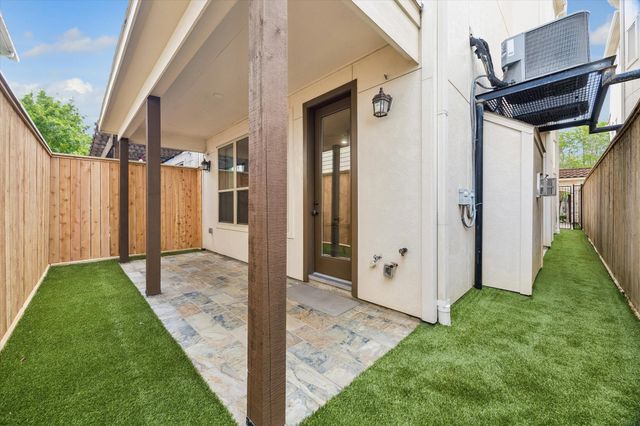 708 Asbury Street, Houston, TX 77007