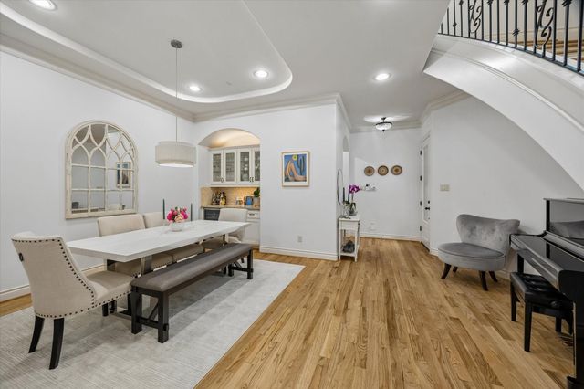 708 Asbury Street, Houston, TX 77007