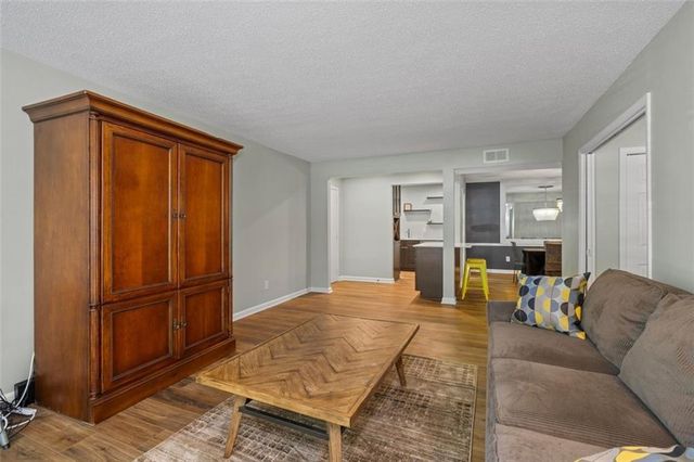 6851 Roswell Road H18, Atlanta, GA 30328