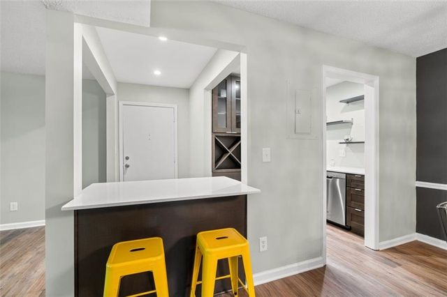 6851 Roswell Road H18, Atlanta, GA 30328