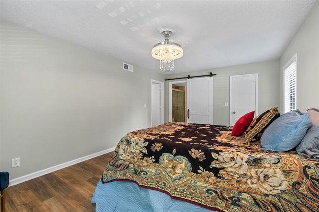 6851 Roswell Road H18, Atlanta, GA 30328