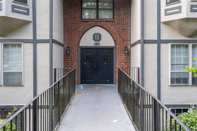 6851 Roswell Road H18, Atlanta, GA 30328
