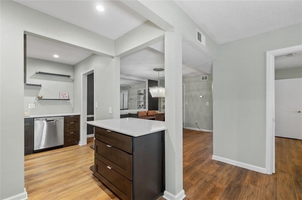 6851 Roswell Road H18, Atlanta, GA 30328
