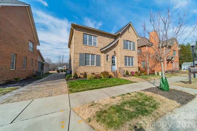 1004 Belmont Village Drive, Belmont, NC 28012