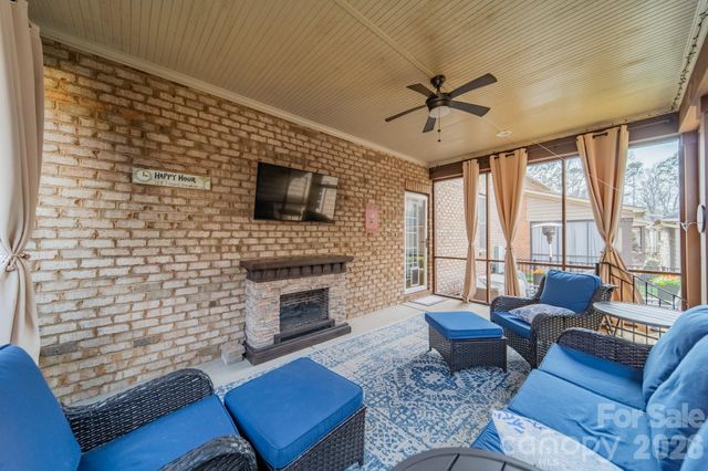 1004 Belmont Village Drive, Belmont, NC 28012