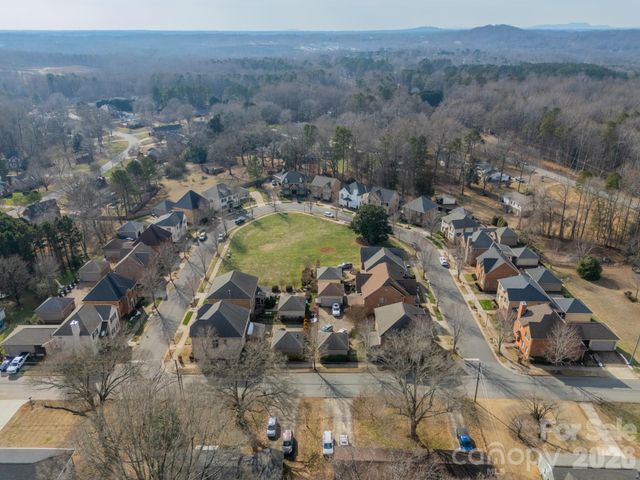 1004 Belmont Village Drive, Belmont, NC 28012