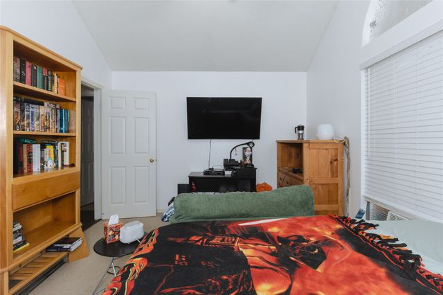 949 Crested Butte Drive, Hewitt, TX 76643