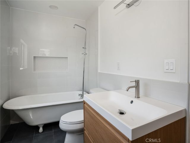 58 Ozone Ave, Venice, CA 90291