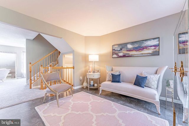 27 CREEKSIDE DR, Pottstown, PA 19464