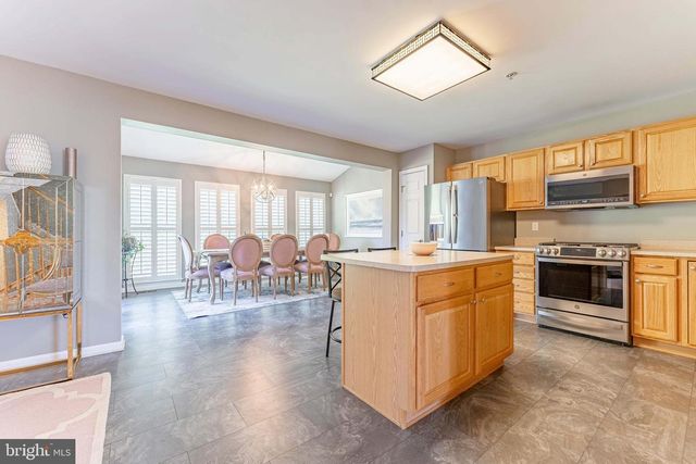 27 CREEKSIDE DR, Pottstown, PA 19464