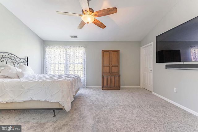27 CREEKSIDE DR, Pottstown, PA 19464
