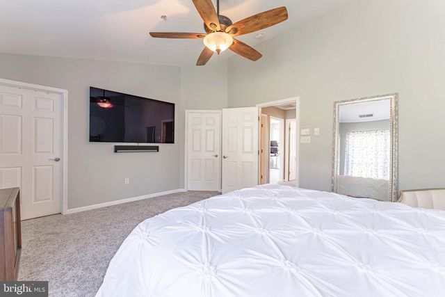 27 CREEKSIDE DR, Pottstown, PA 19464