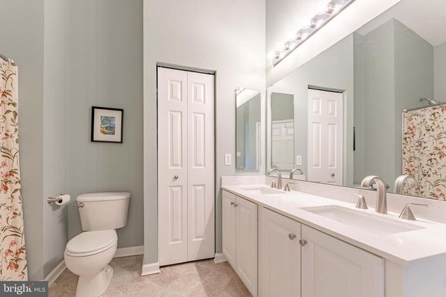 27 CREEKSIDE DR, Pottstown, PA 19464