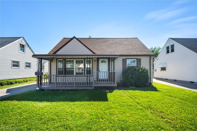 424 E 308th Street, Willowick, OH 44095